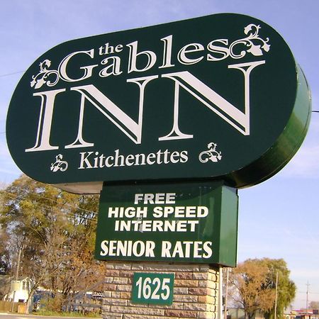 The Gables Inn ซาร์เนีย ภายนอก รูปภาพ